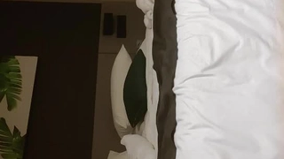 “真实”约炮瞒着男友出来的JK眼镜妹妹