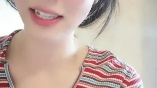 大妹在情趣酒店直接上肛塞让我干