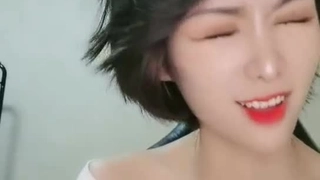 【步非烟】ASMR 淫语高潮音骚货被抱着用鸡巴用力操喷水了后面精液射满了骚逼