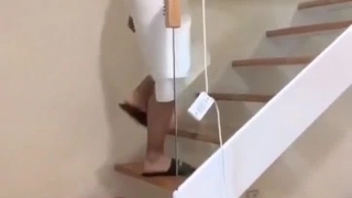 与吉娜·瓦伦蒂娜的少女性爱:支配和屈服