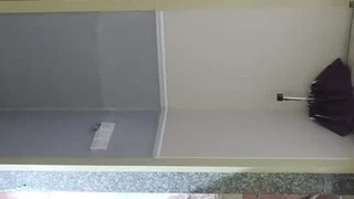 真大胆-2位直播男带着胸大性感的美女体验刺激在别人家走廊里扒光美女衣服各种抽插,一个干一个在拍摄.国语!