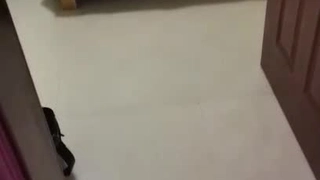 清纯粉嫩小萝莉，神似杨超越，独家超近景展示，掰穴大佬疯狂蹂躏乖巧00后小仙女